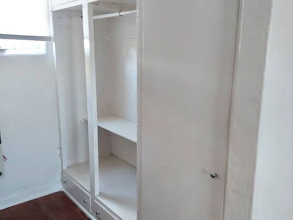 3rd image of 1339 San Mateo Blvd SE APT 1