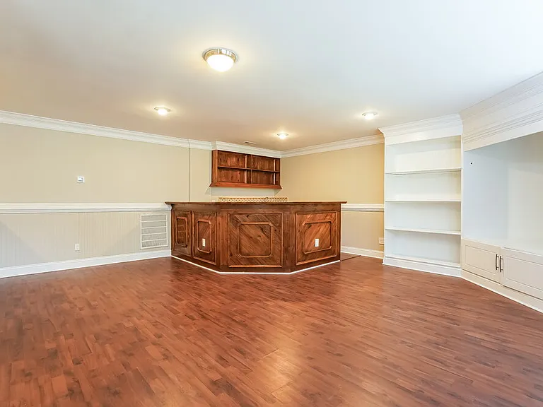 5904 Roteny Ct — Photo 9