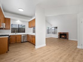 27065 Estrella, A