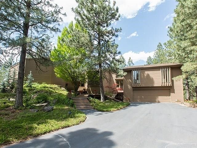 1st image of 1923 S Carnahan Rd