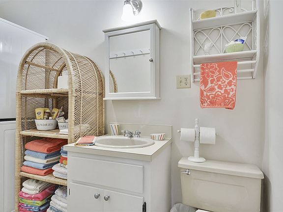 Floor Plan-Bath-_DSC8436