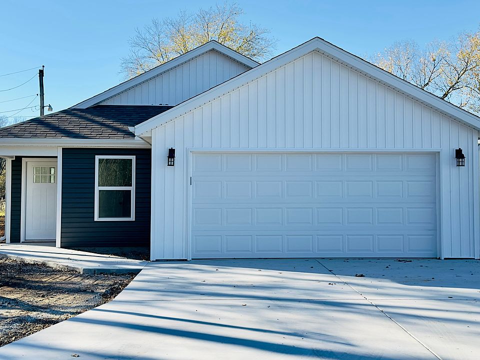 Exterior finishes may vary