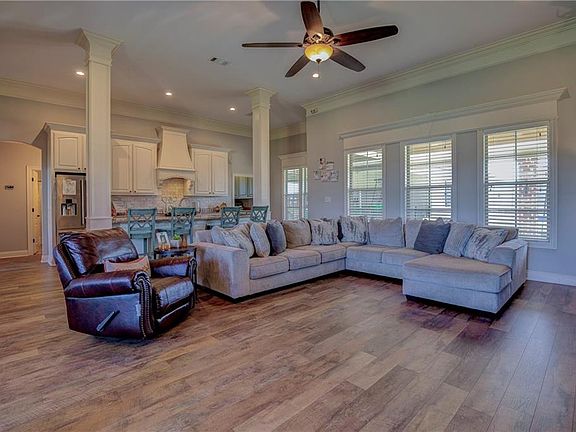 5th image of 2993 N Nobile St