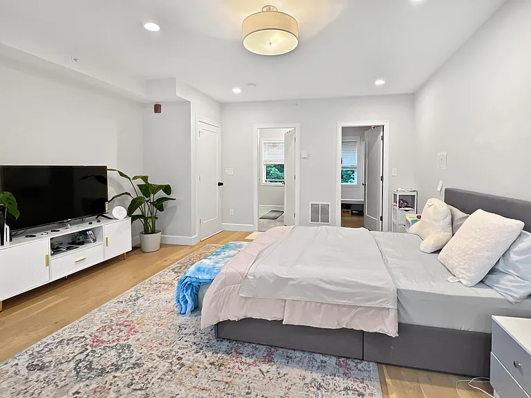 54-58 Robey St #56 — Photo 24
