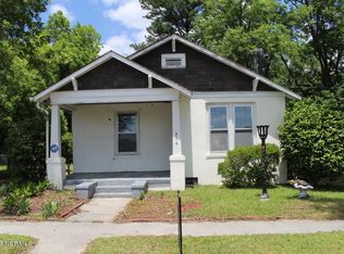 414 NW Railroad St, Robersonville, NC 27871