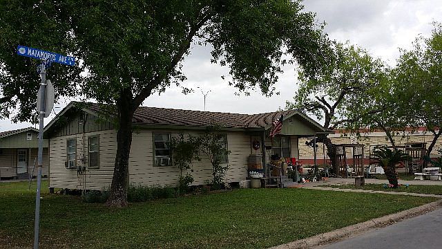 2nd image of 204 Matamoros Ave