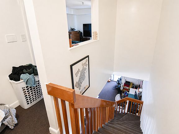 5th image of 72 Euston Rd APT 106