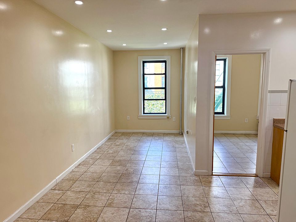1st image of 2268 43rd St APT 2R