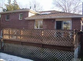 2883 Anderson St, Wantagh, NY 11793