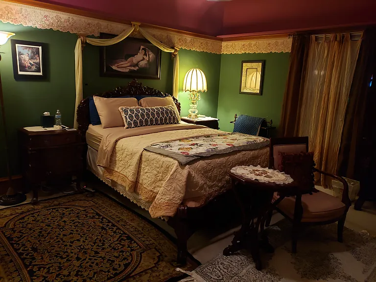 French Room at $1350/mo