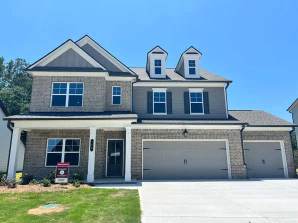 360 Winding Rose Dr, Hoschton, GA 30548