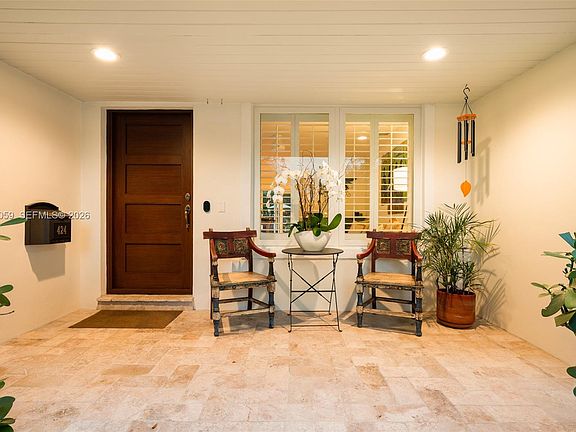 3rd image of 424 Sansovino Ave