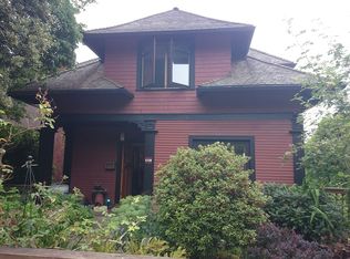 1110 37th Ave, Seattle, WA 98122