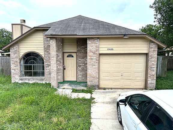 3rd image of 11426 Red Feather Ln