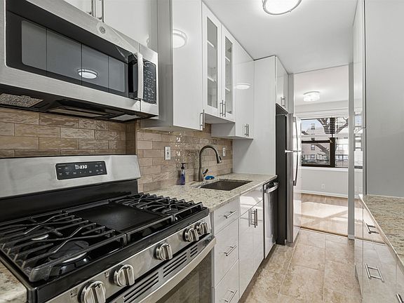 2nd image of 225 Saint Pauls Ave APT 2F