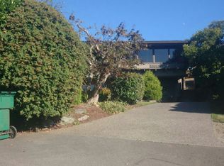 2005 NW Blue Ridge Dr, Seattle, WA 98177