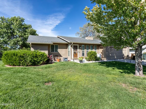 3104 Watsabaugh Dr, Gillette, WY 82718