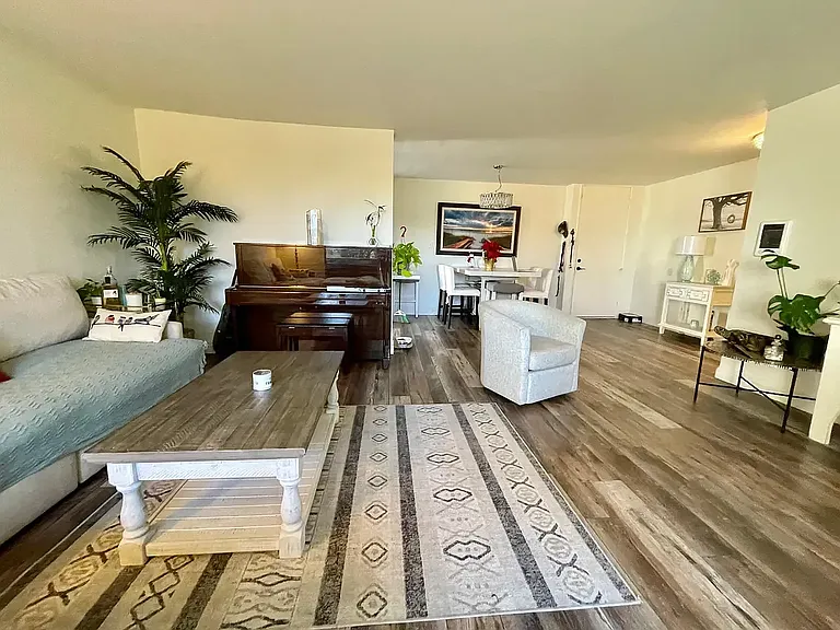 6455 La Jolla Blvd #257 — Photo 8