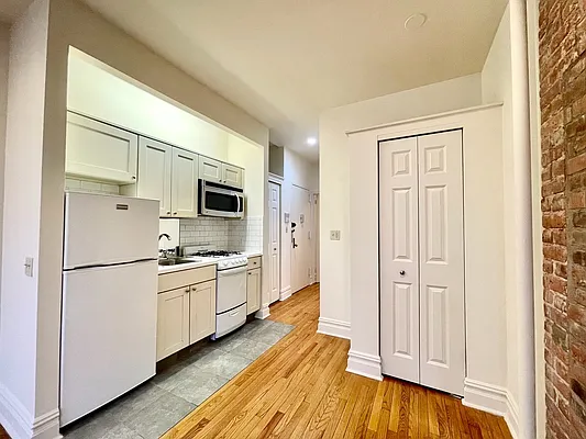 Rented by J & L Holding Corporation | media 16