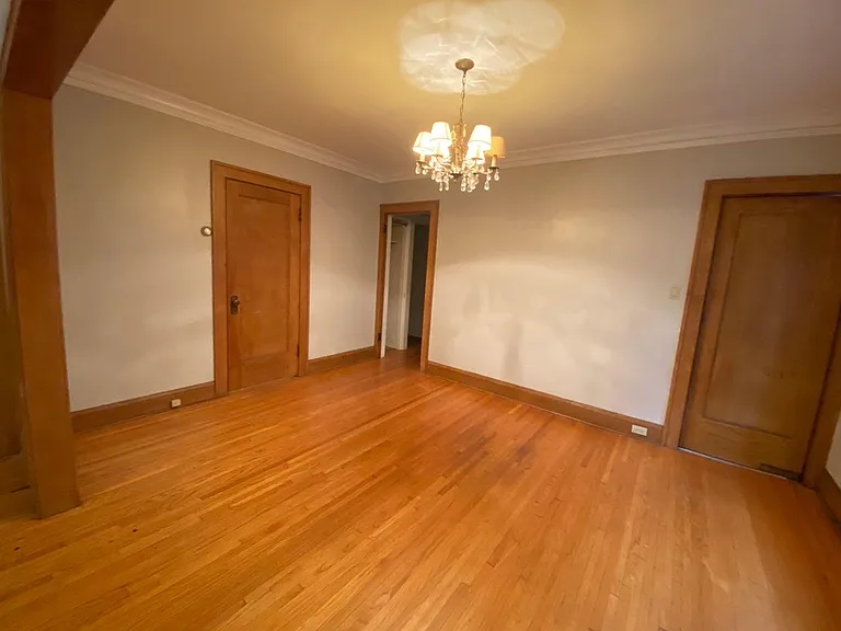 3715 Columbus Ave #4 — Photo 17