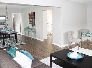 1091 Regal Rd, Encinitas, CA 92024