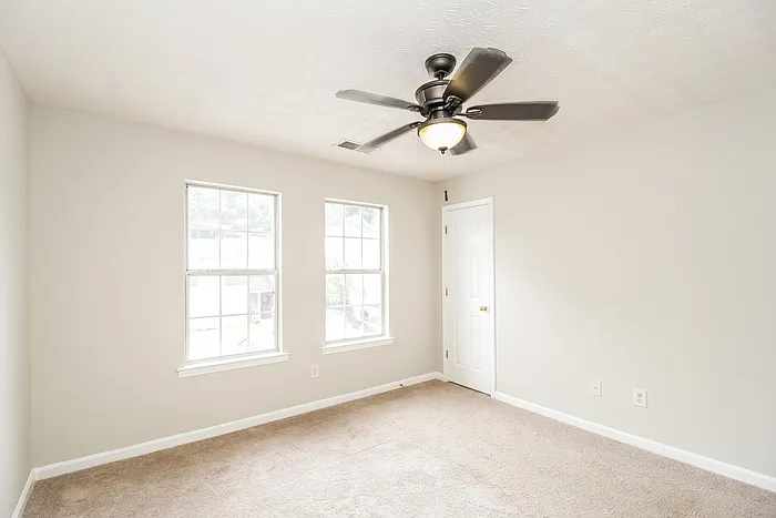 6560 Wellington Chase Ct — Photo 12