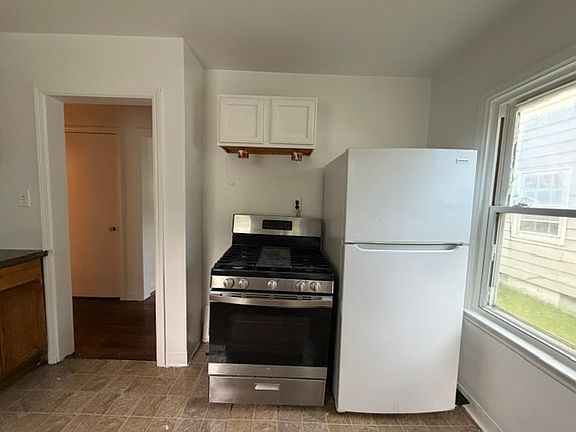 5th image of 1306 N Kaley St