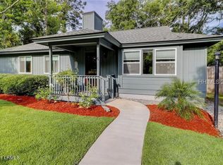 6 Barberry Ln, Bluffton, SC 29910