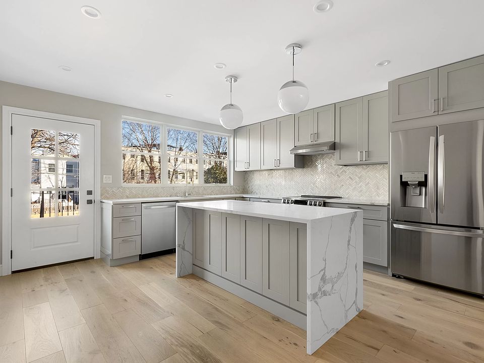 1st image of 393 Prospect Ave