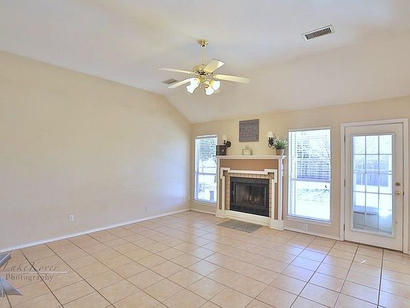 5th image of 4001 Karen Dr