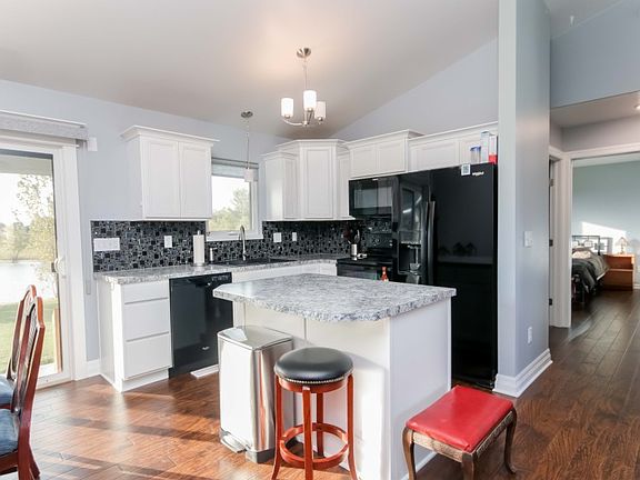5th image of 14013 W Autumn Ridge St