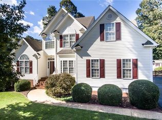 12332 Hillcreek Cir, Midlothian, VA 23112