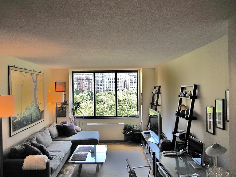 5 E 22nd St #9L — Photo 1