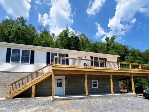 2536 Woodward Ave, Lock Haven, PA 17745