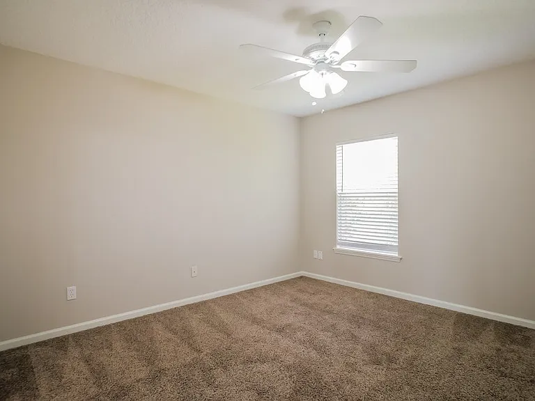 644 Porta Rosa Cir — Photo 12