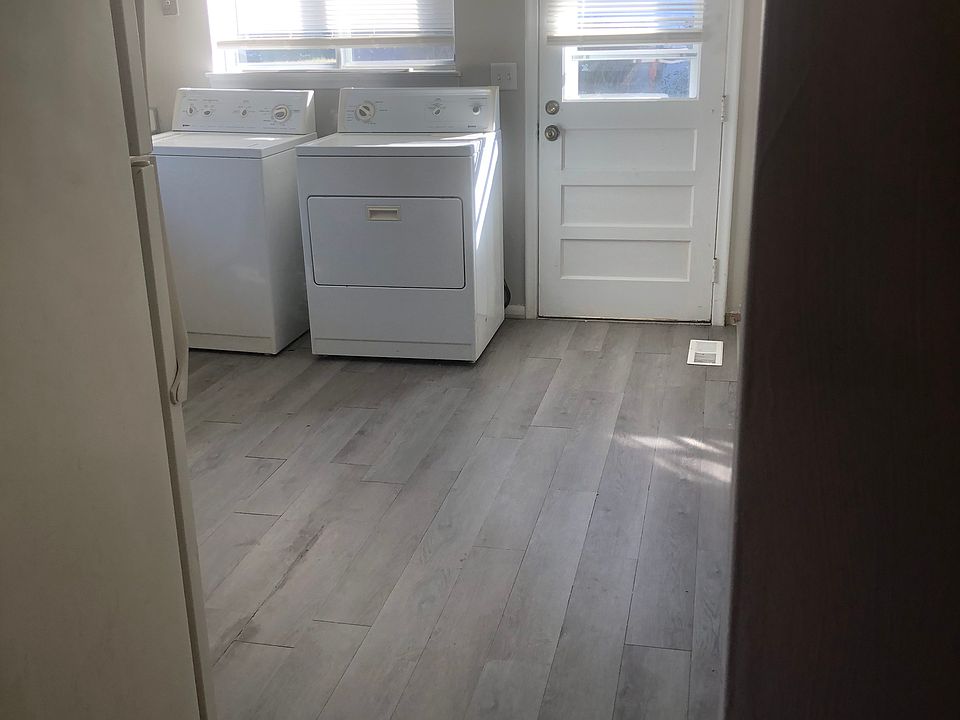 Washer and dryer.
