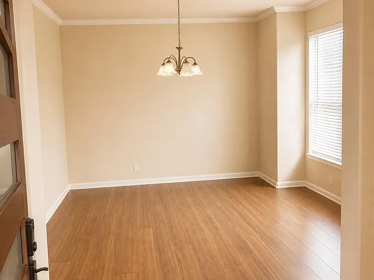 7827 Mesquite Manor Ln — Photo 2