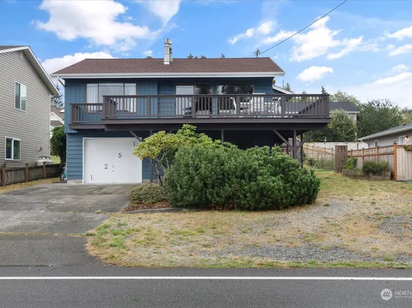 1251 Admirals Drive, Coupeville, WA 98239