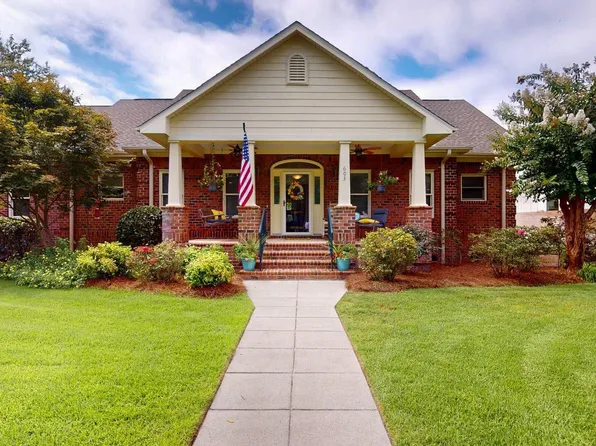 603 Monroe Avenue, Carolina Beach, NC 28428
