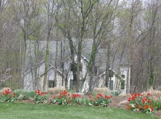 2624 Center Creek Cir, Spring Valley, OH 45370