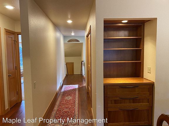 5th image of 13730 15th Ave NE #203A