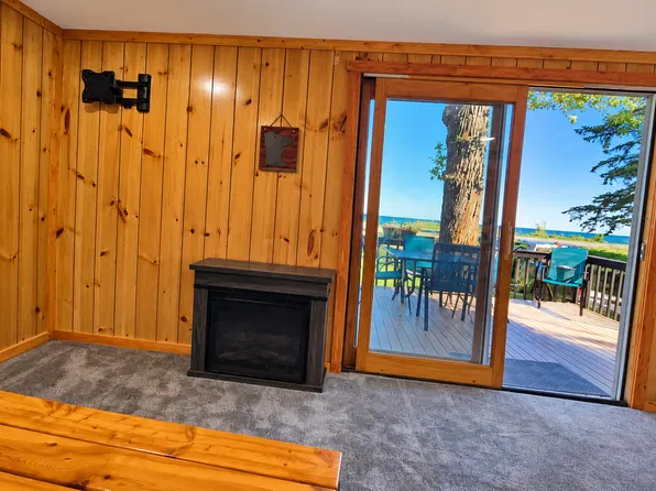 7433 Us Highway 169, Garrison, MN 56450