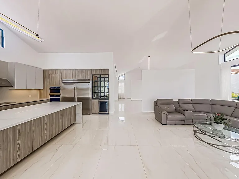 902 Sabanera — Photo 5