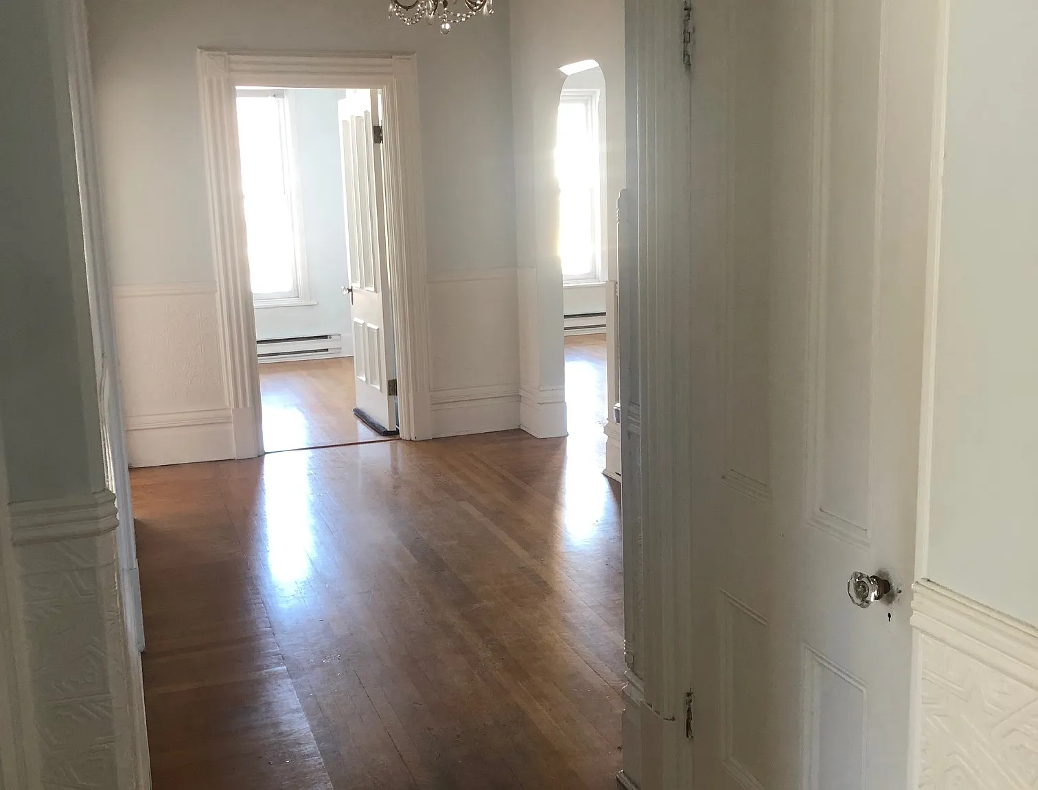 2 bed, 1100 sqft, $2,300 — Photo 1