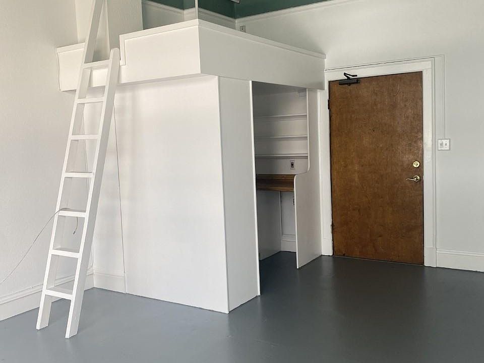 1st image of 1005 Market St Unit 208