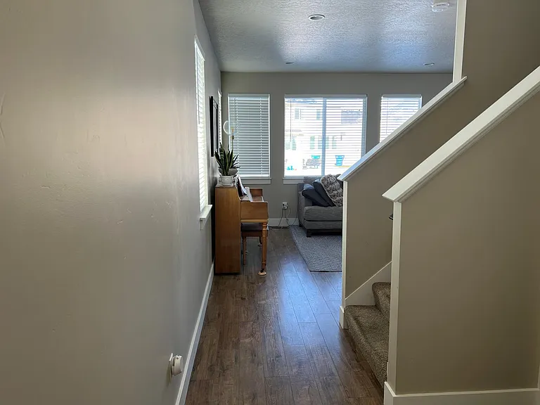 3208 W Prairie Grass Dr N — Photo 2