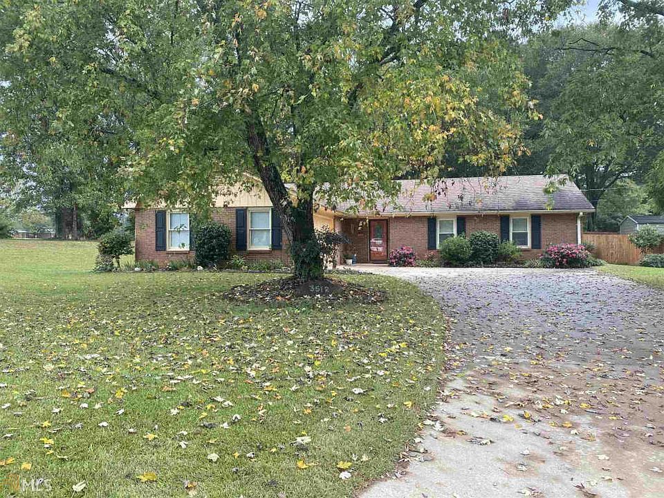 1st image of 3512 Clubhouse Ln SE