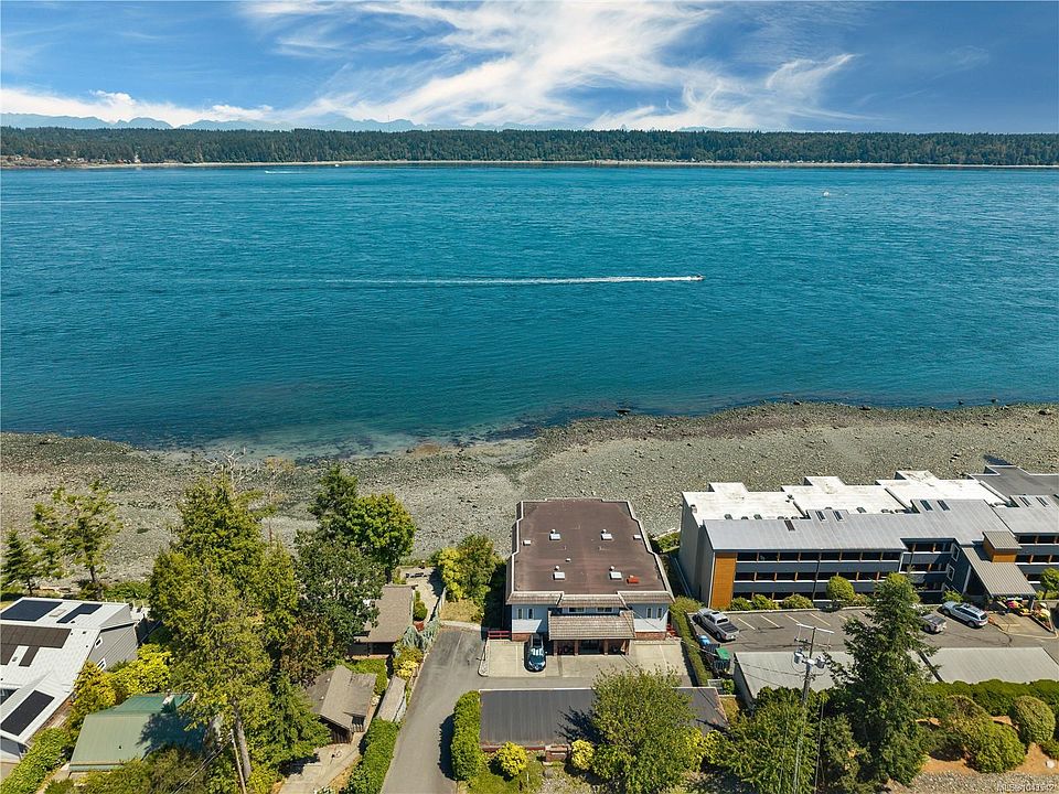 1st image of 553 Island Hwy S #2