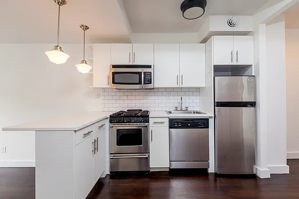 Rented by Mirador Real Estate | media 15