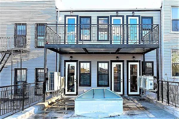 Rented by Brooklyn Group | media 20